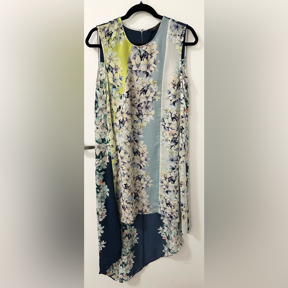 BCBGMaxAzria Sleeveless Crewneck High Low Dress Floral Multi - size Medium